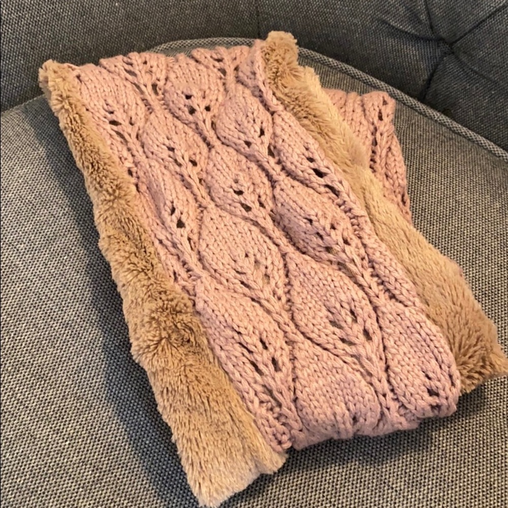 Reversible Scarf